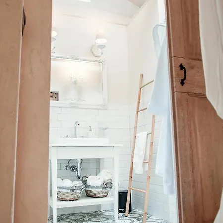 Casa Contessa Villa *